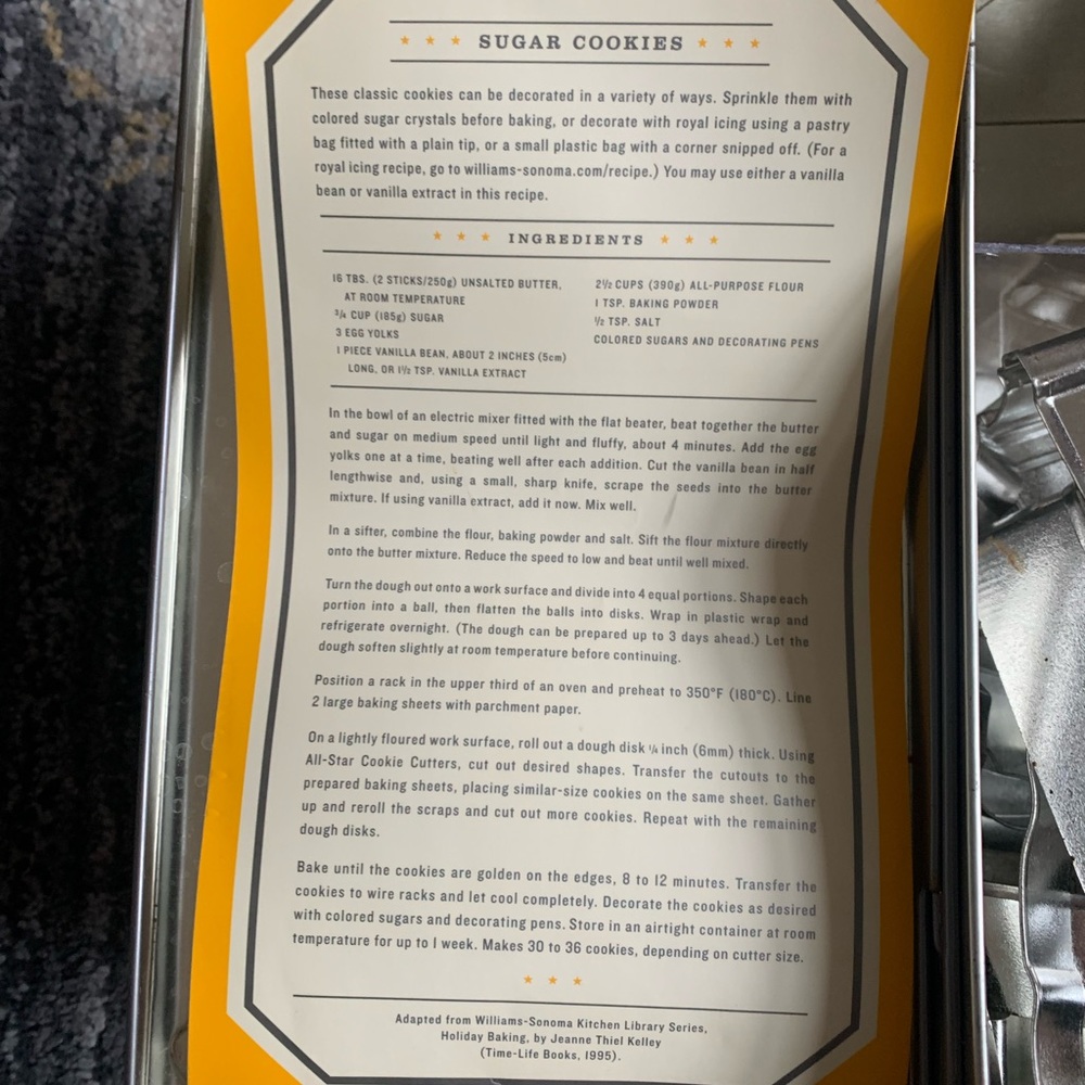 Williams Sonoma Kids All Star sports set of 8 cookies cutters - Picture 8 of 8